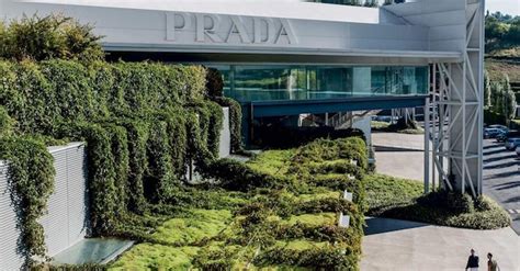 Primo accordo del gruppo Prada per un premio di risultato 